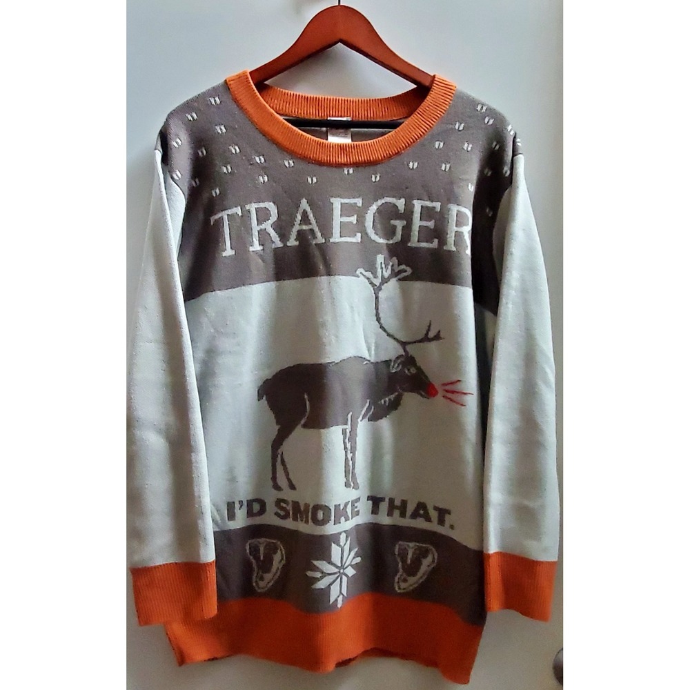 Traeger Grill 2018 Gray L Ugly Sweater "I'd Smoke That" Meats Snowflake Rudolph